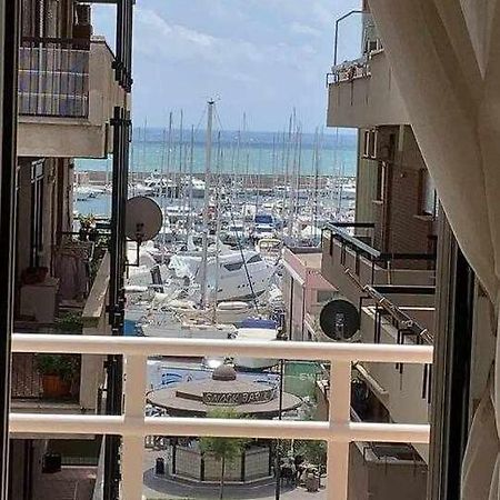 Appartamento Sul Porto Nettuno Extérieur photo